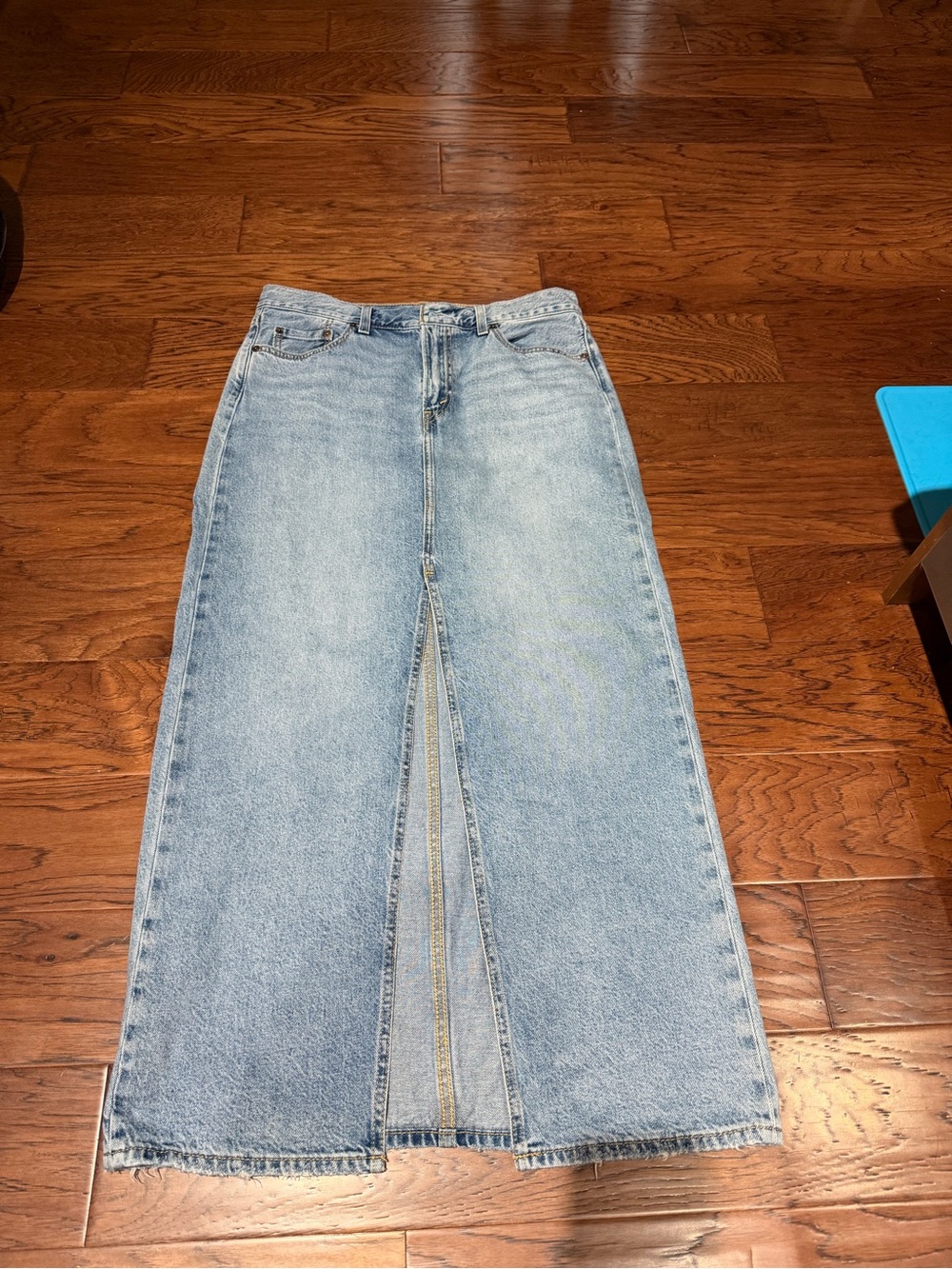 Light Wash Levi’s Denim Maxi Skirt with Center Front Slit